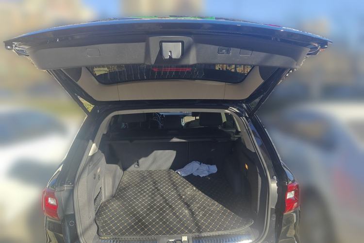 Used Hongqi HS7 2022 2.0T DCT Two-Wheel Drive Smart Connect Flagship Edition Five Seats Trunk