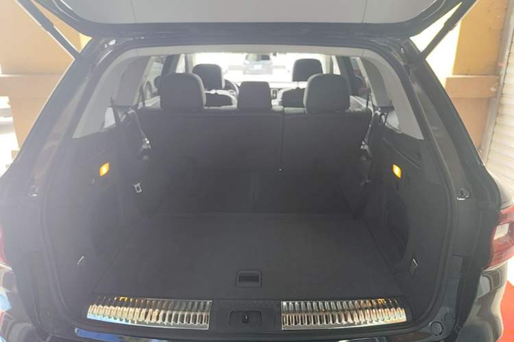 Used Hongqi HS7 2022 2.0T DCT Two-Wheel Drive Smart Connect Flagship Edition Seven Seats Trunk