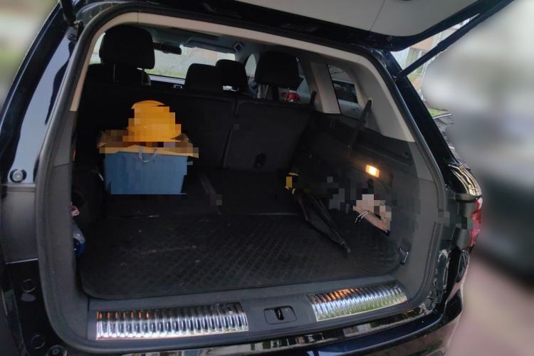 Used Hongqi HS7 2022 2.0T DCT Two-Wheel Drive Smart Connect Flagship Edition Seven Seats Trunk