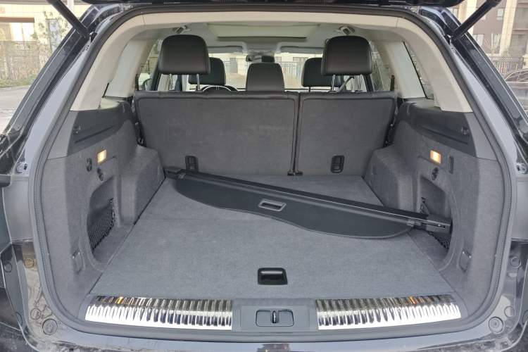 Used Hongqi HS7 2022 3.0T Automatic All-Wheel Drive ZhiLian Flagship Edition Five Seats Trunk