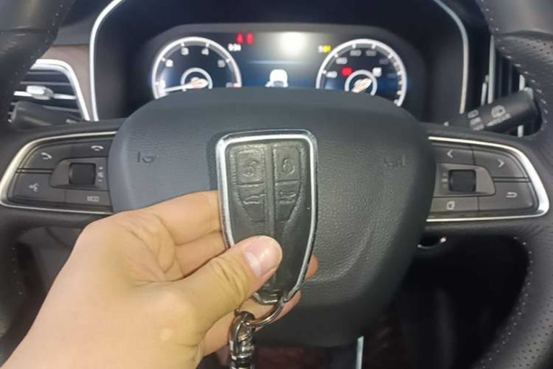 Used Hongqi HS7 2022 3.0T Automatic All-Wheel Drive Smart Connect Flagship Edition 7 Seats Vehicle Key