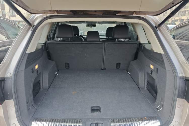 Used Hongqi HS7 2022 3.0T Automatic All-Wheel Drive ZhiLian Flagship Edition Five Seats Trunk