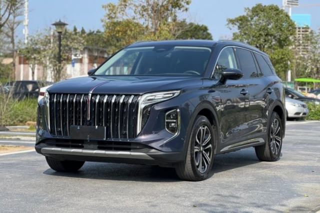 Used Hongqi HS7 2023 2.0T Automatic All-Wheel-Drive Flagship Edition Six Seats