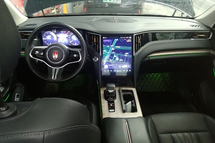 Used Hongqi HS7 2023 2.0T Automatic All-Wheel Drive Flagship Edition Six Seats Center Console