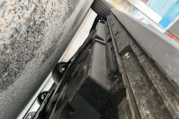 Used Hongqi HS7 2023 2.0T Automatic All-Wheel Drive Flagship Edition Six Seats Chassis Front Right
