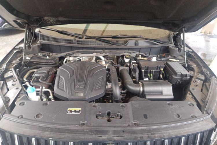 Used Hongqi HS7 2023 2.0T Automatic All-Wheel Drive Flagship Edition 7 Seats Engine Bay