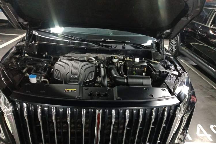 Used Hongqi HS7 2023 2.0T Automatic All-Wheel Drive Flagship Edition 7 Seats Engine Bay