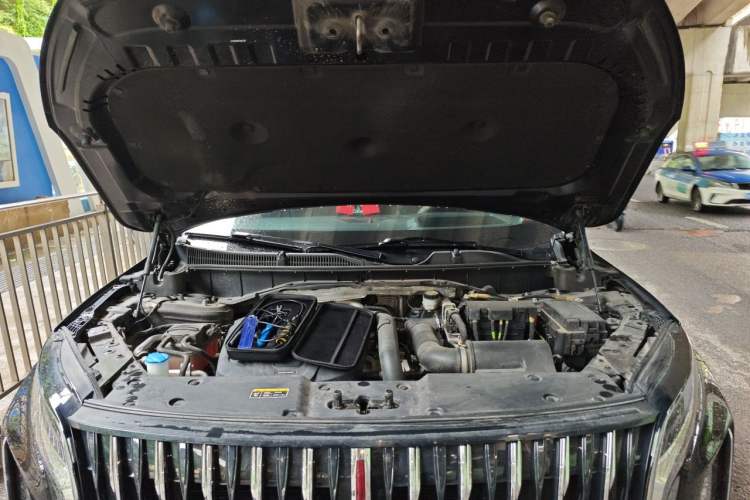Used Hongqi HS7 2023 2.0T Automatic All-Wheel Drive Flagship Edition 7 Seats Engine Bay