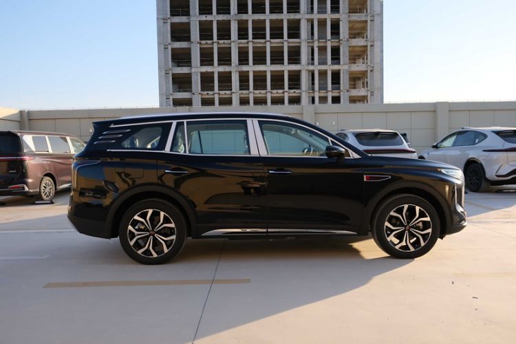 Used Hongqi HS7 2023 2.0T Automatic All-Wheel Drive Flagship Edition Six Seats Exterior 3