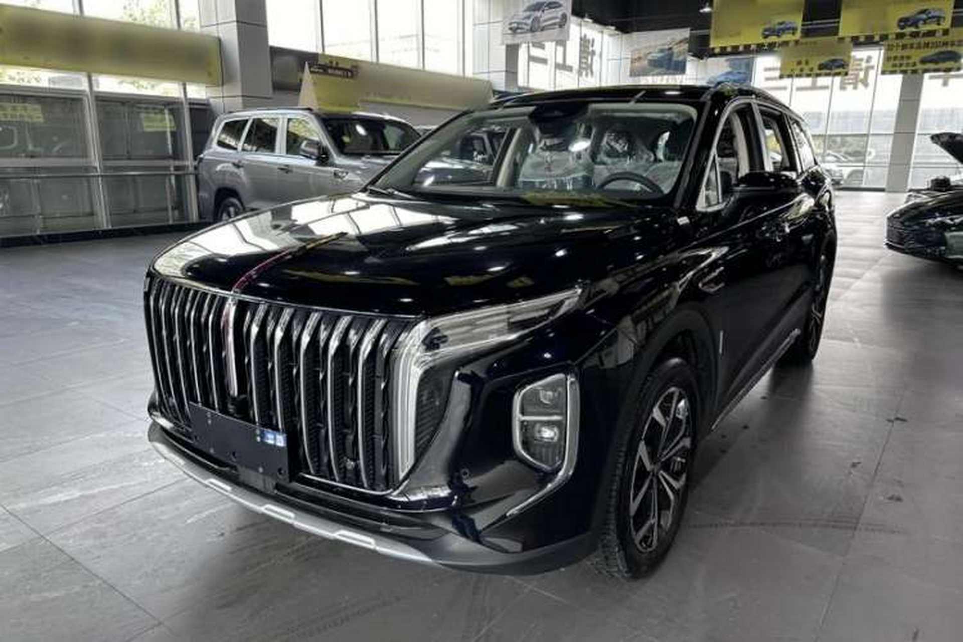 Used Hongqi HS7 2023 2.0T Automatic All-Wheel Drive Flagship Edition Six Seats Front Left 45 Deg