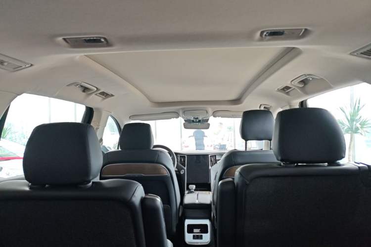Used Hongqi HS7 2023 2.0T Automatic All-Wheel Drive Flagship Edition Six Seats Headliner
