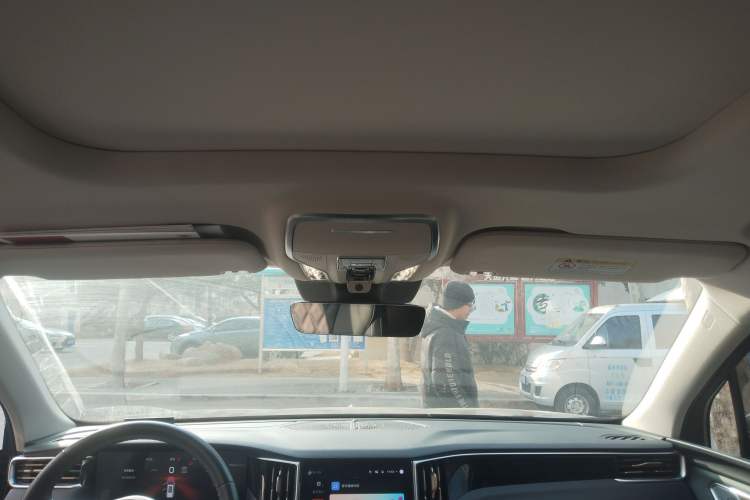 Used Hongqi HS7 2023 2.0T Automatic All-Wheel Drive Flagship Edition Six Seats Headliner