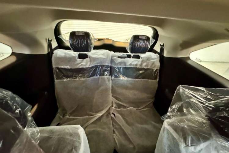 Used Hongqi HS7 2023 2.0T Automatic All-Wheel Drive Flagship Edition Six Seats Interior 14