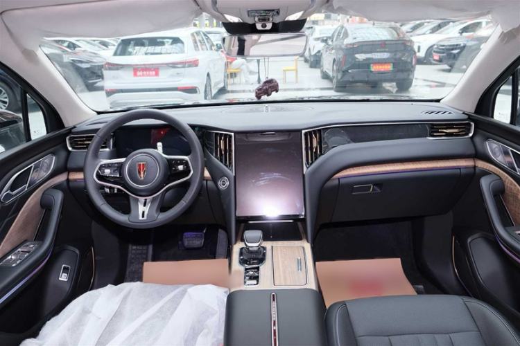 Used Hongqi HS7 2023 2.0T Automatic All-Wheel Drive Flagship Edition 7 Seats Interior 2