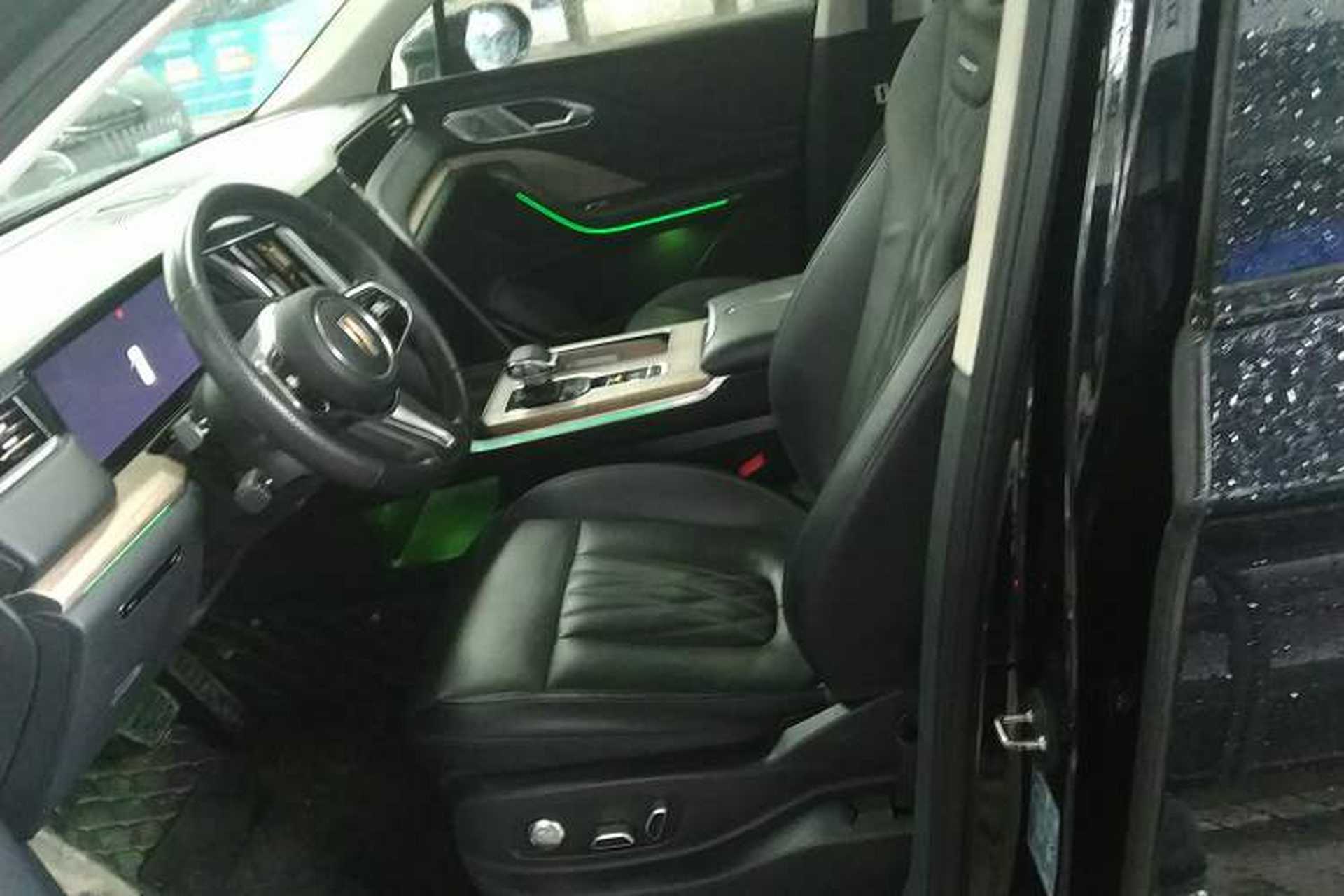 Used Hongqi HS7 2023 2.0T Automatic All-Wheel Drive Flagship Edition Six Seats Left Front Seat