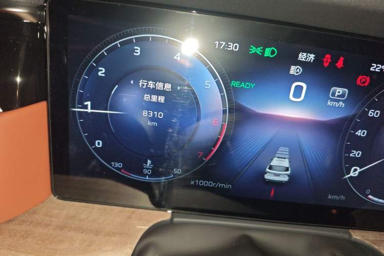 Used Hongqi HS7 2023 2.0T Automatic All-Wheel Drive Flagship Edition 7 Seats Odometer Close Up
