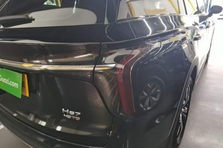 Used Hongqi HS7 2023 2.0T Automatic All-Wheel Drive Flagship Edition Six Seats Right Rear Taillight
