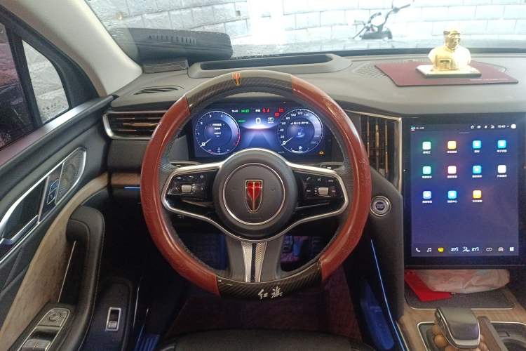 Used Hongqi HS7 2023 2.0T Automatic All-Wheel Drive Flagship Edition 7 Seats Steering Wheel