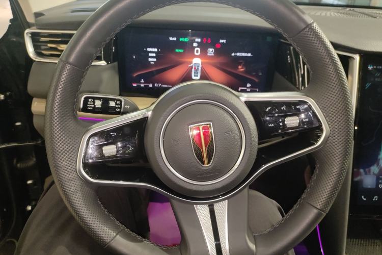 Used Hongqi HS7 2023 2.0T Automatic All-Wheel Drive Flagship Edition Six Seats Steering Wheel