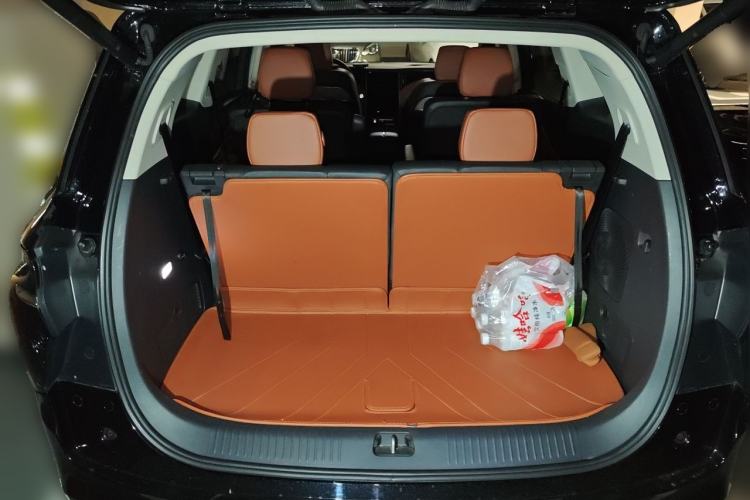 Used Hongqi HS7 2023 2.0T Automatic All-Wheel Drive Flagship Edition Six Seats Trunk