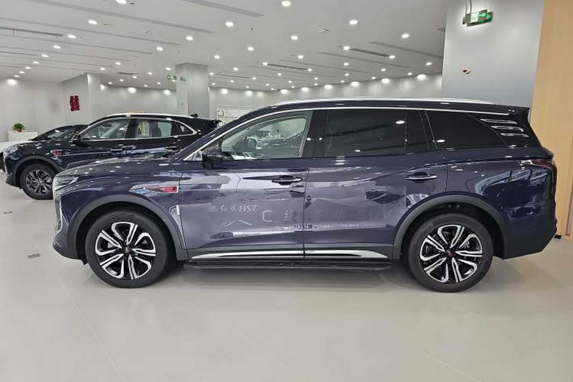 Used Hongqi HS7 2023 2.0T Automatic All-Wheel-Drive Flagship Edition Six Seats Exterior 3