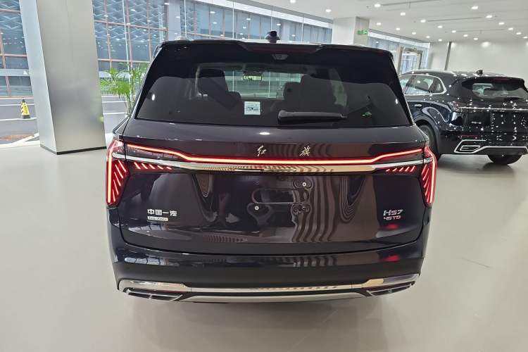 Used Hongqi HS7 2023 2.0T Automatic All-Wheel-Drive Flagship Edition Six Seats Exterior 4