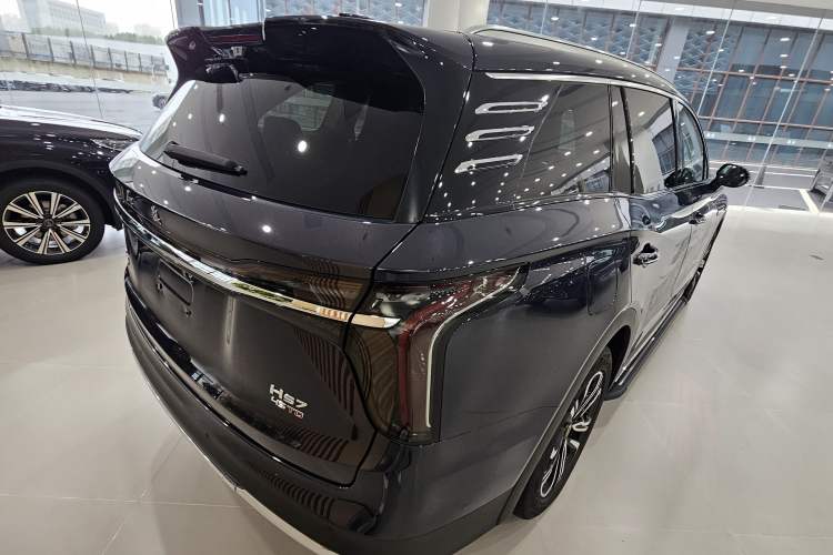 Used Hongqi HS7 2023 2.0T Automatic All-Wheel-Drive Flagship Edition Six Seats Exterior 5