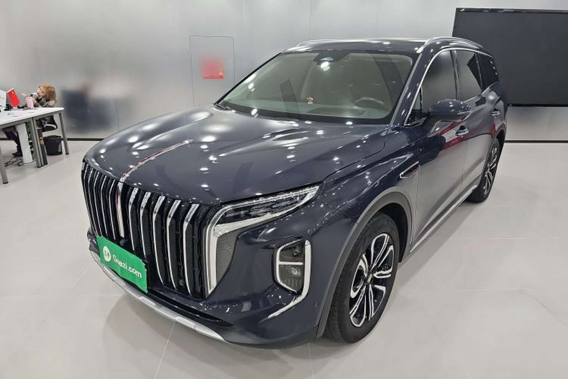 Used Hongqi HS7 2023 2.0T Automatic All-Wheel-Drive Flagship Edition Six Seats Front Left 45 Deg