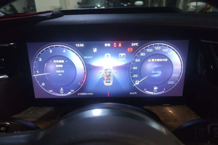 Used Hongqi HS7 2023 2.0T Automatic All-Wheel-Drive Flagship Edition Six Seats Instrument Cluster