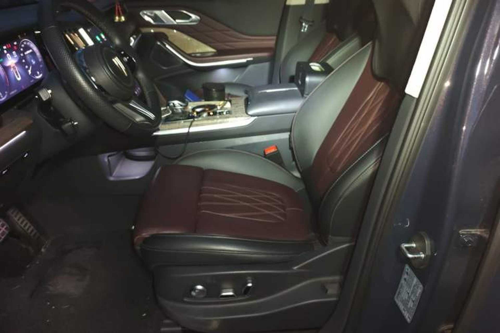 Used Hongqi HS7 2023 2.0T Automatic All-Wheel-Drive Flagship Edition Six Seats Left Front Seat