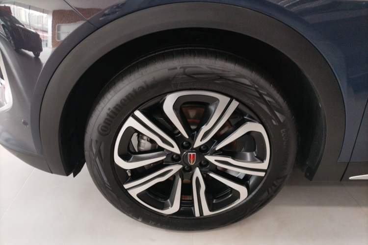 Used Hongqi HS7 2023 2.0T Automatic All-Wheel-Drive Flagship Edition Six Seats Left Front Wheel Hub