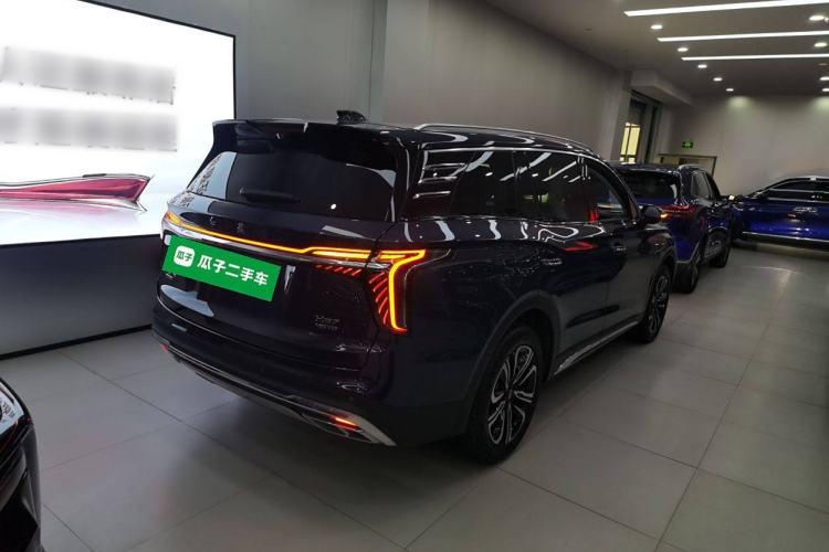 Used Hongqi HS7 2023 2.0T Automatic All-Wheel-Drive Flagship Edition Six Seats Rear Right 45 Deg