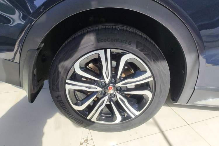 Used Hongqi HS7 2023 2.0T Automatic All-Wheel-Drive Flagship Edition Six Seats Right Rear Wheel Hub