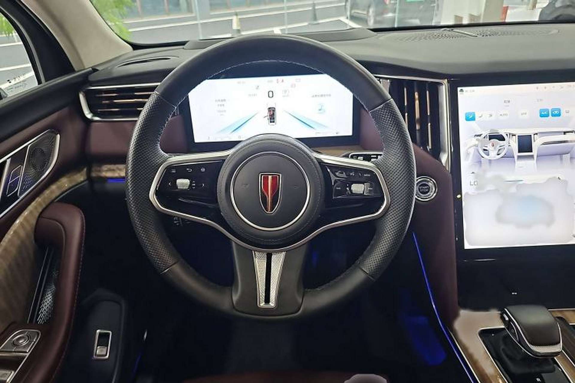 Used Hongqi HS7 2023 2.0T Automatic All-Wheel-Drive Flagship Edition Six Seats Steering Wheel