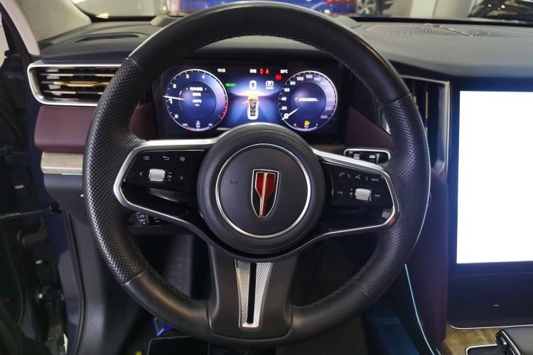 Used Hongqi HS7 2023 2.0T Automatic All-Wheel-Drive Flagship Edition Six Seats Steering Wheel
