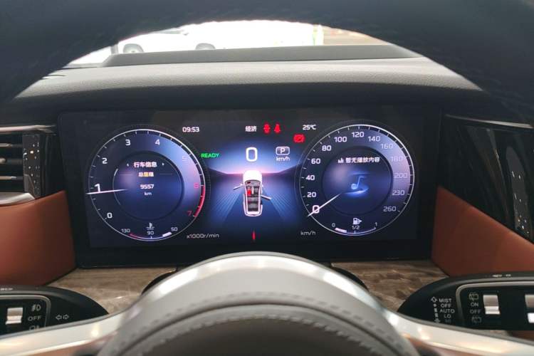 Used Hongqi HS7 2023 2.0T Automatic All-Wheel Drive Flagship Edition 7 Seats Instrument Cluster