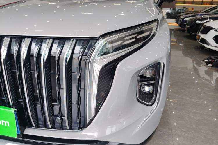 Used Hongqi HS7 2023 2.0T Automatic All-Wheel Drive Flagship Edition 7 Seats Left Front Headlight