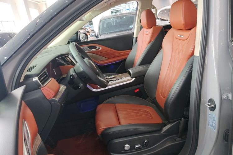 Used Hongqi HS7 2023 2.0T Automatic All-Wheel Drive Flagship Edition 7 Seats Left Front Seat