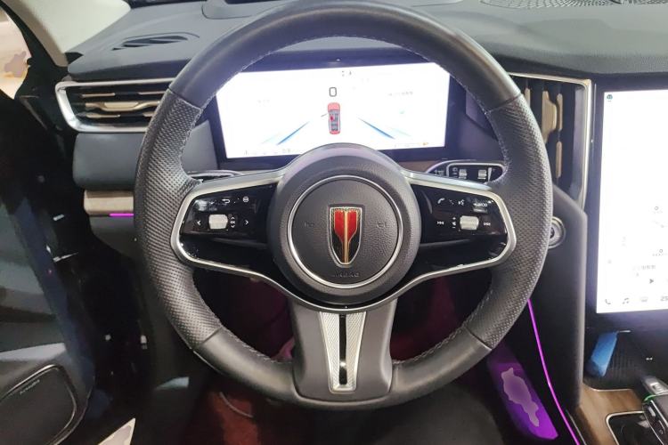 Used Hongqi HS7 2023 2.0T Automatic All-Wheel Drive Flagship Edition 7 Seats Steering Wheel
