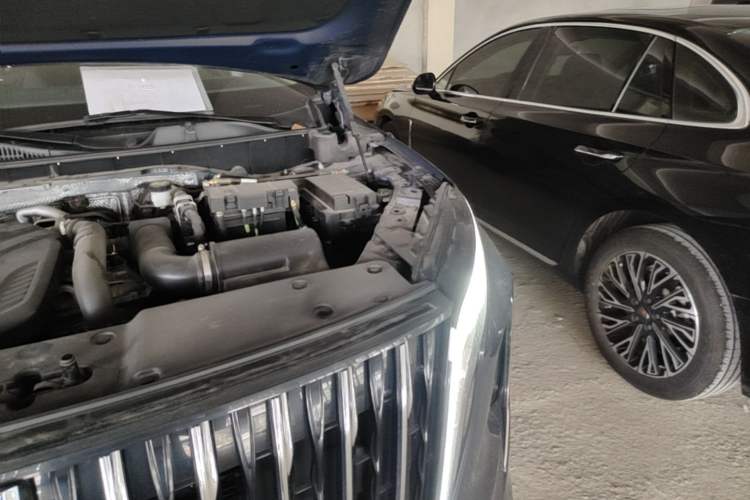 Used Hongqi HS7 2023 2.0T Automatic All-Wheel Drive Flagship Edition Six Seats Engine Bay Left