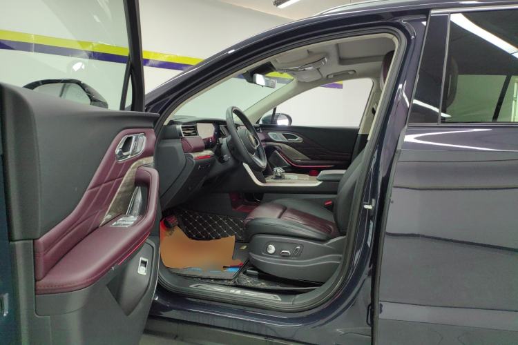 Used Hongqi HS7 2023 2.0T Automatic All-Wheel-Drive Flagship Edition Six Seats Left Front Seat