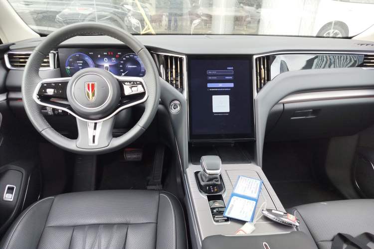 Used Hongqi HS7 PHEV 2024 2.0T PHEV Four-Wheel Drive Flagship Edition 6 Seats Center Console
