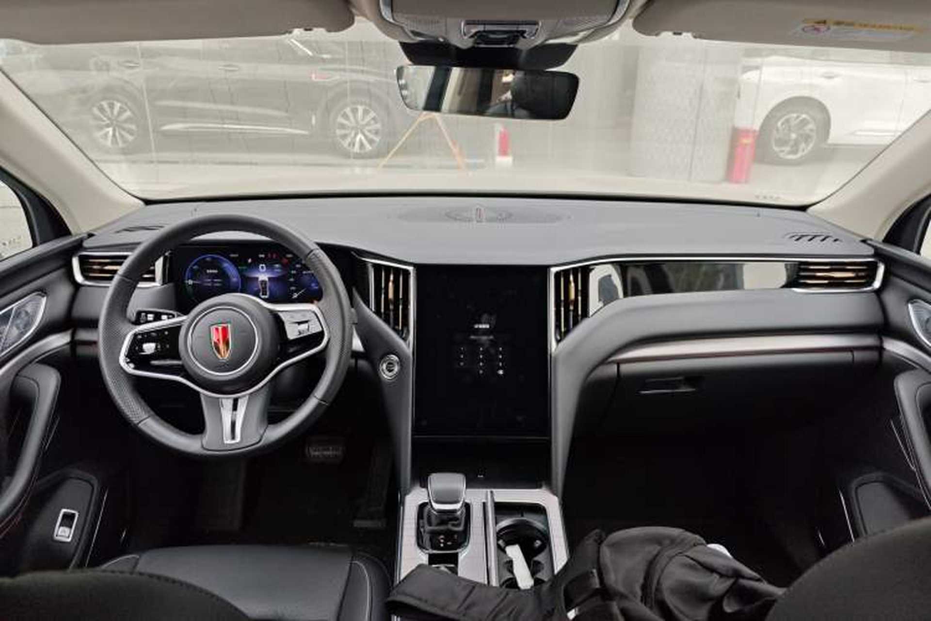 Used Hongqi HS7 PHEV 2024 2.0T PHEV Four-Wheel Drive Flagship Edition 6 Seats Center Console