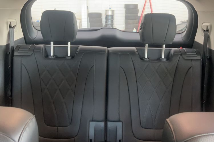 Used Hongqi HS7 PHEV 2024 2.0T PHEV Four-Wheel Drive Flagship Edition 6 Seats Interior 3