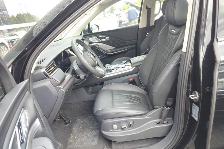 Used Hongqi HS7 PHEV 2024 2.0T PHEV Four-Wheel Drive Flagship Edition 6 Seats Left Front Seat