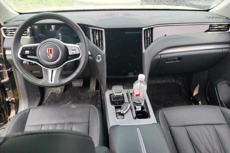 Used Hongqi HS7 PHEV 2024 2.0T PHEV Four-Wheel Drive Flagship Edition 6 Seats Center Console