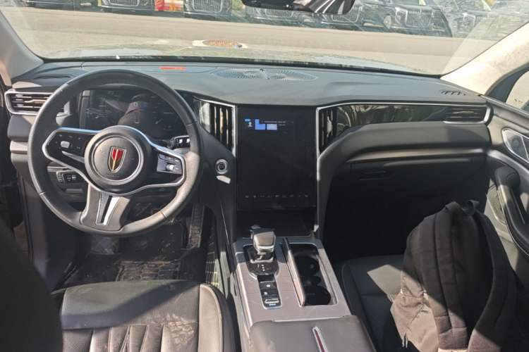 Used Hongqi HS7 PHEV 2024 2.0T PHEV Four-Wheel Drive Flagship Edition 7 Seats Center Console