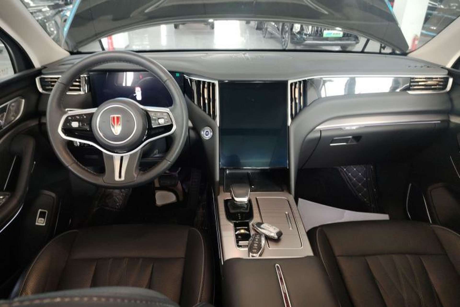 Used Hongqi HS7 PHEV 2024 2.0T PHEV Four-Wheel Drive Flagship Edition 7 Seats Center Console