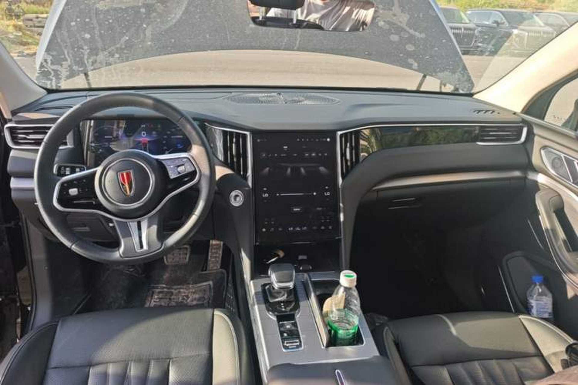 Used Hongqi HS7 PHEV 2024 2.0T PHEV Four-Wheel Drive Flagship Edition 7 Seats Center Console