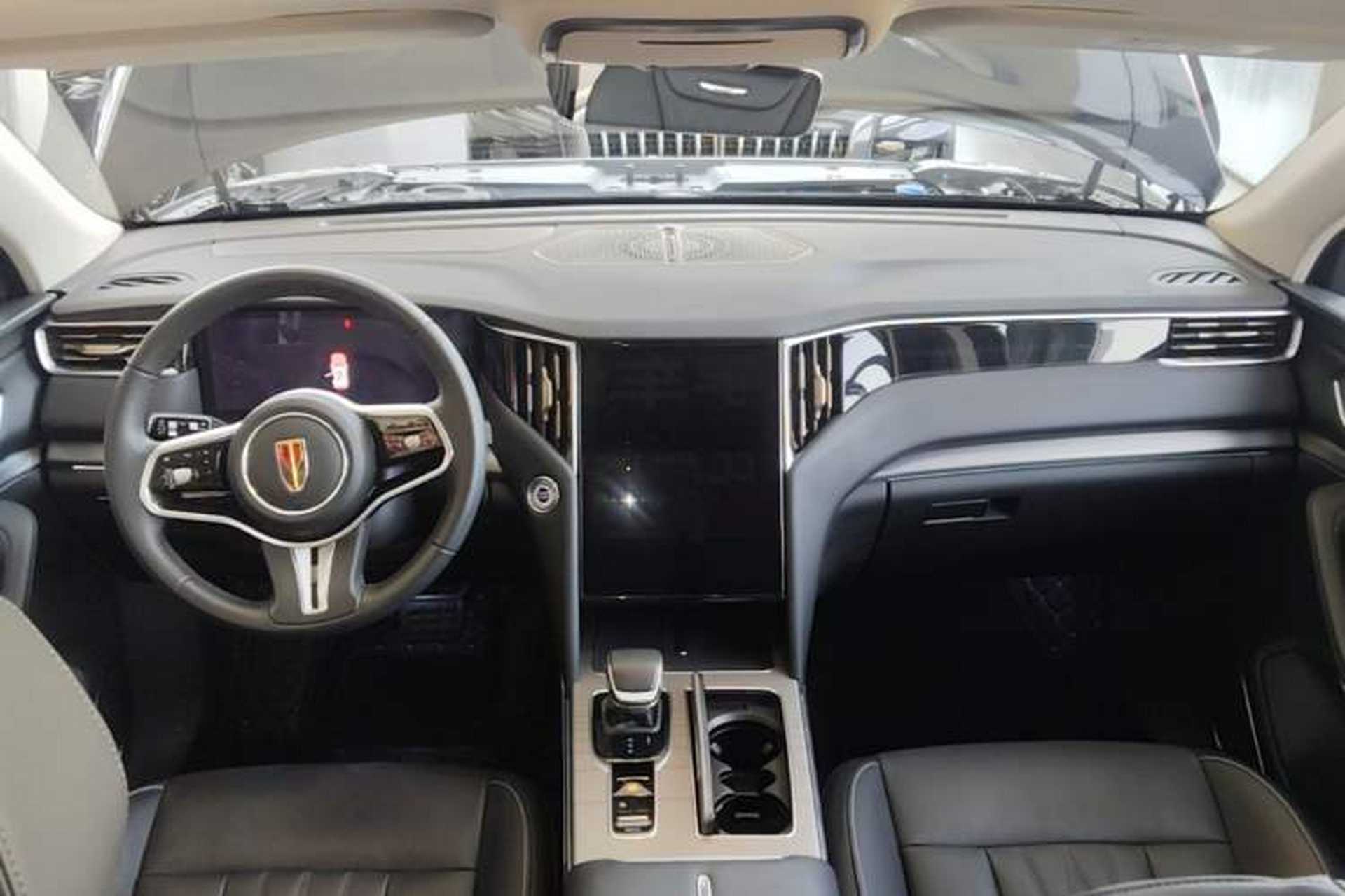 Used Hongqi HS7 PHEV 2024 2.0T PHEV Four-Wheel Drive Flagship Edition 7 Seats Center Console